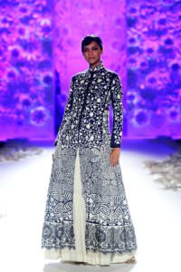 Monsoon Diaries by Rahul Mishra (1) @ FDCI India Couture Week 2016 (1)