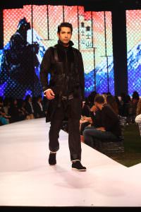 model-wearing-abhisek-paatni-at-van-heusen-and-gq-fashion-nights-2016-2